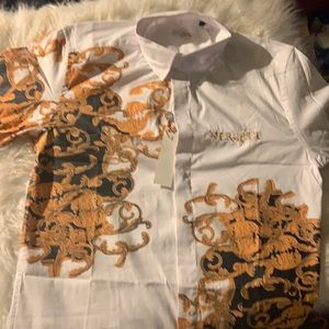 Men shirts sizes M slime feet